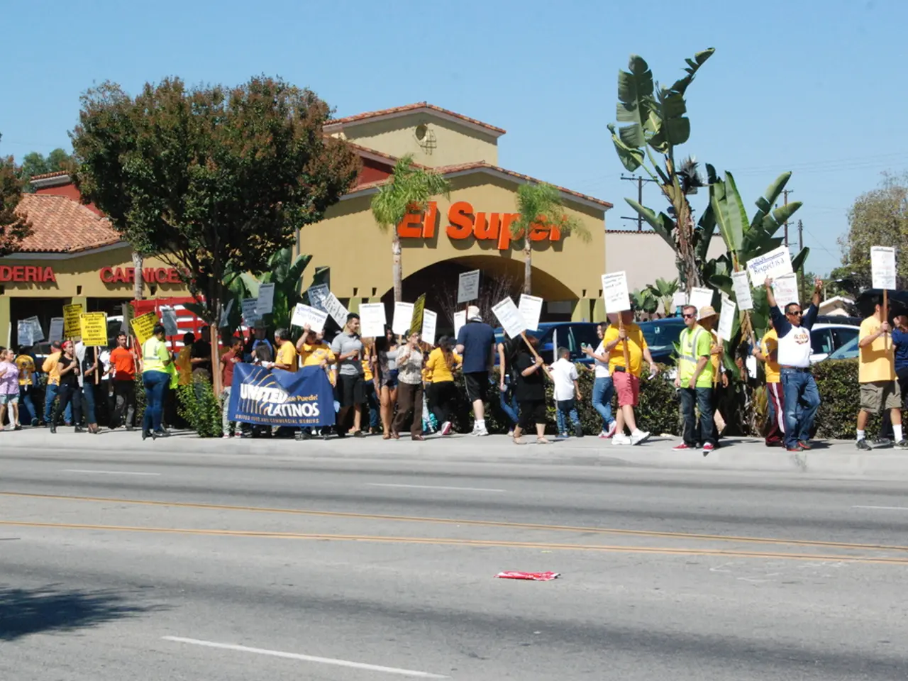 Gathering public opinion on the planned development of IT@MIT