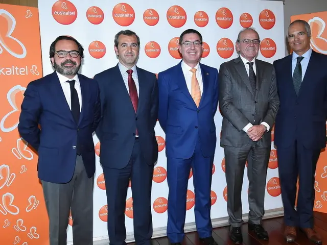 Federal Chancellor Olaf Scholz and Alexander von zur Mühlen celebrate awards given to winners of...