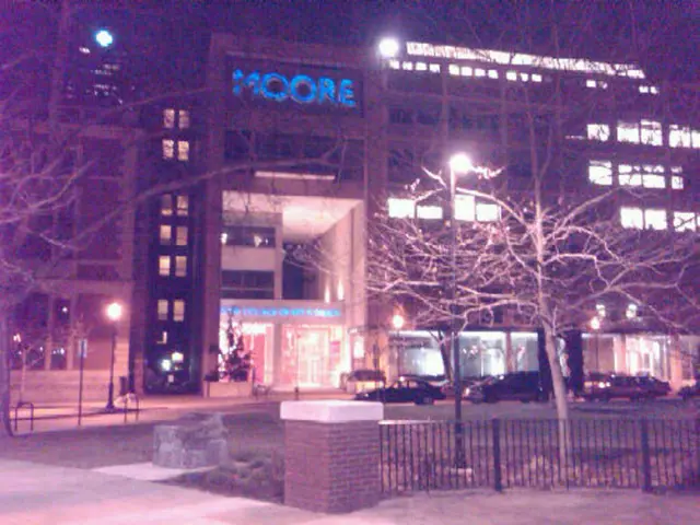 Enhancing Comprehensive Health Care through Combined Social and Medical Services