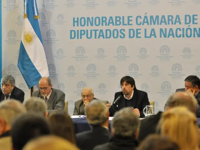 Anwar advises parliamentarians to follow the example set by student debaters