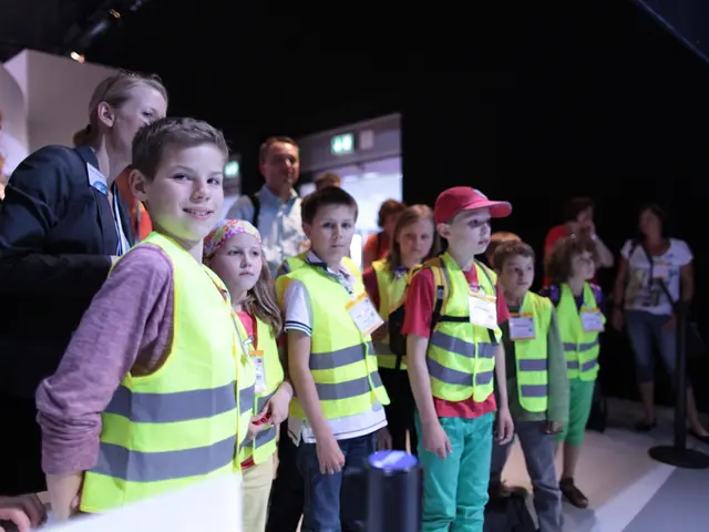 Noblewoman Deaconie exhibits physical attributes at monitoring station Ruhrort