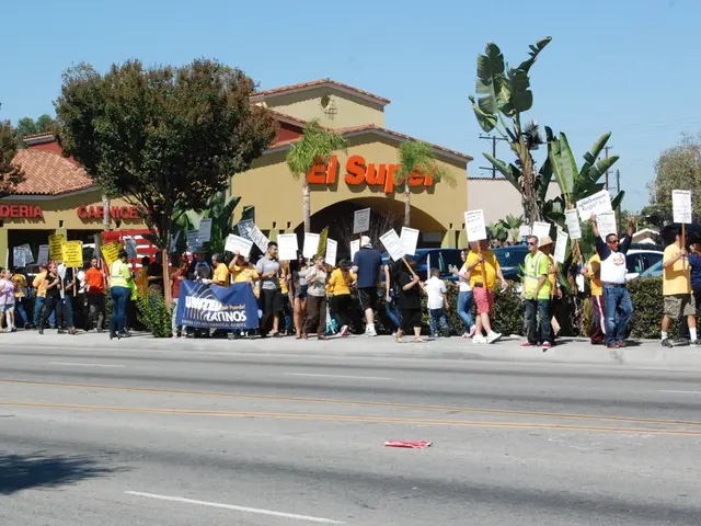 Strategies for Ensuring Productivity within Your Political Campaign Advertising Squad