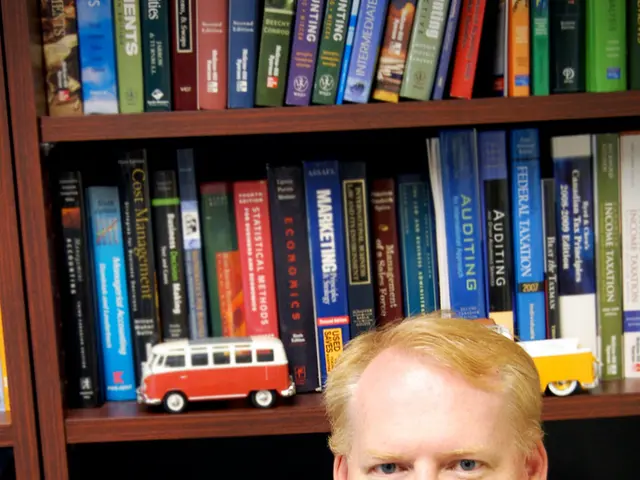 Hidden Power of Comic Humor Unveiled in Undercover School Setting