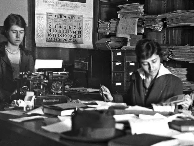 Comprehending Electrical System Receptacle Load as a LEED Green Associate in the USGBC